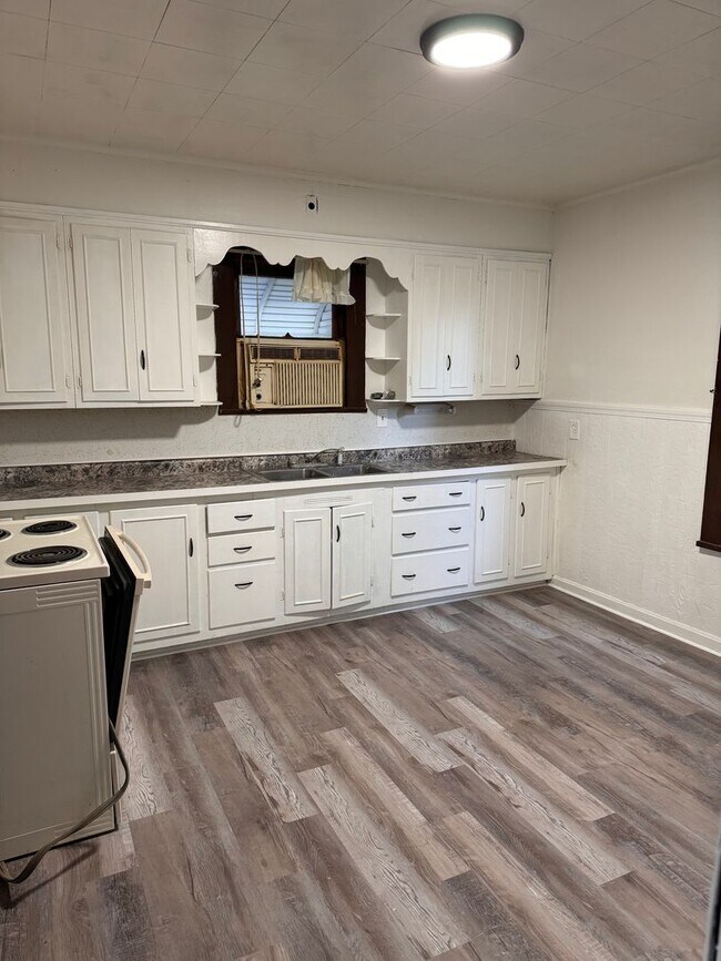 172 Columbia Ave House House Rental in Greenville, PA