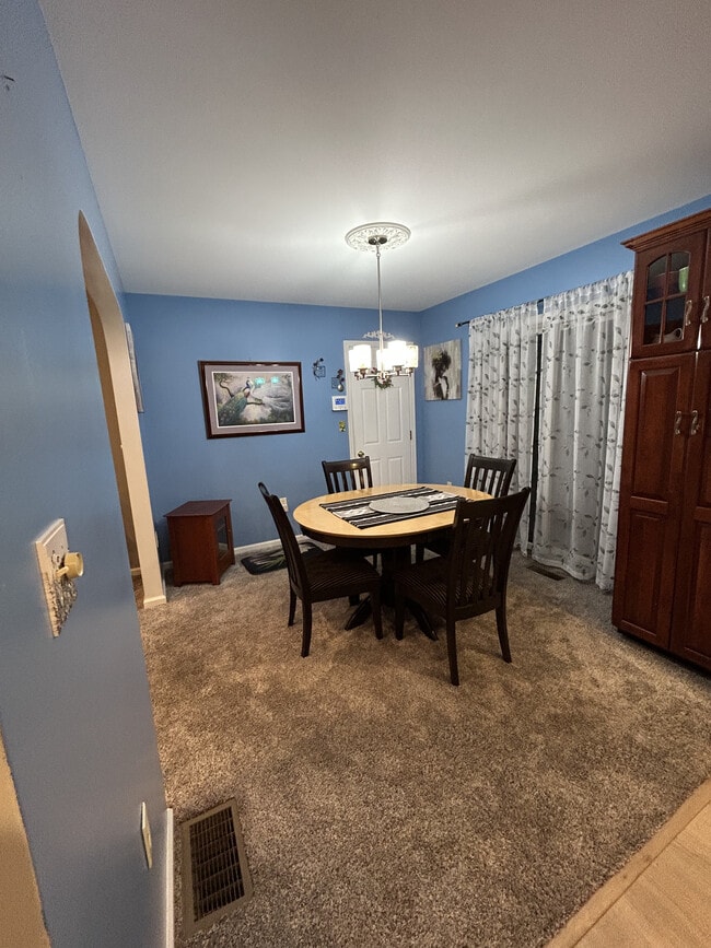 Photo - 3122 Robert David Dr