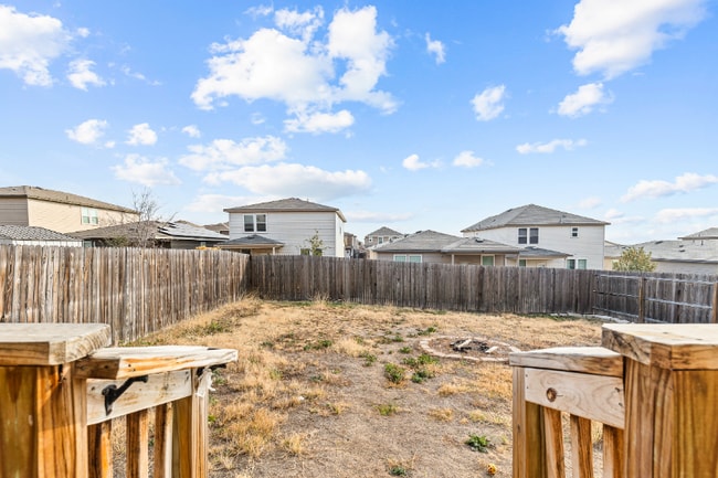 Building Photo - 10368 Braunig