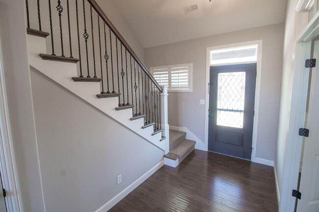 Photo - 7407 Pemberton Dr