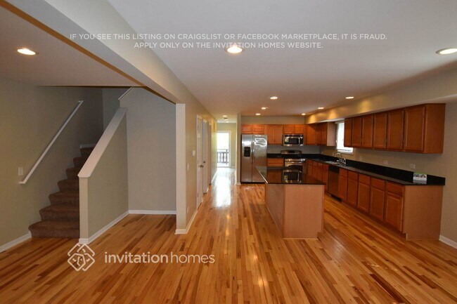 Photo - 26805 Circle Dr S