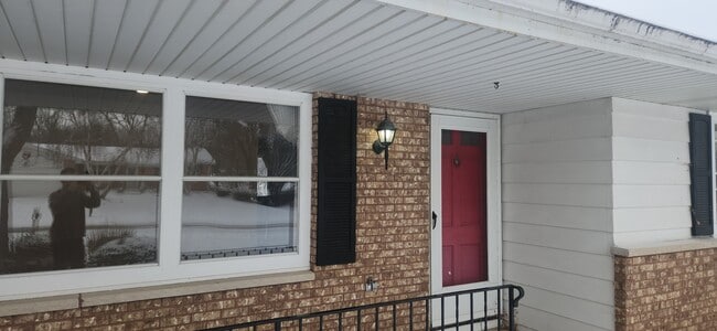 Photo - 5736 Pembroke Dr