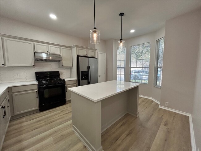 Building Photo - 16851 Pine Castle Dr Rental
