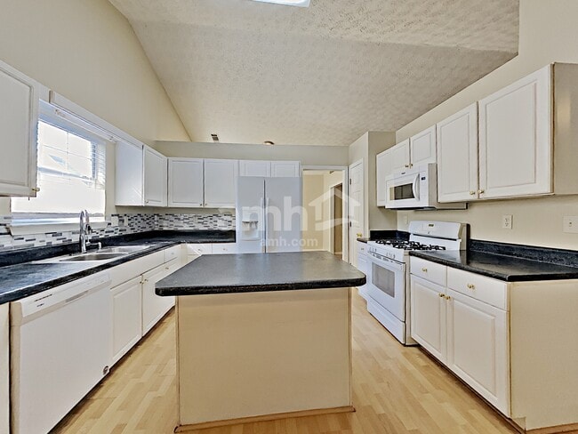 Photo - 1735 Westfield Ct