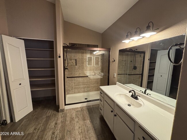 Photo - 1622 S Park St