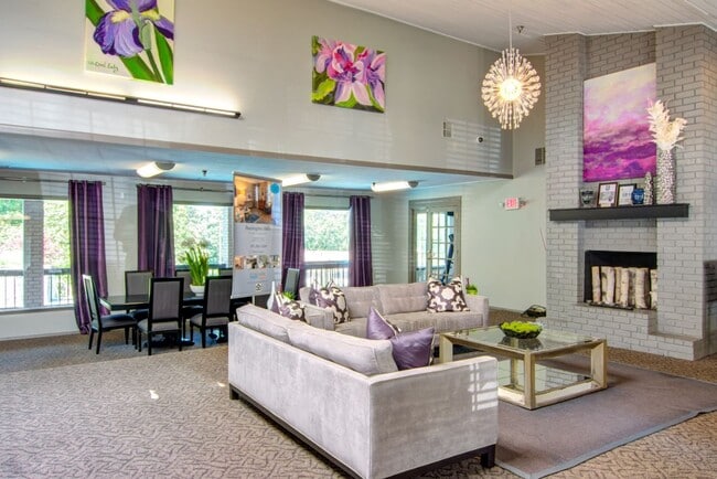 Barrington Hills Apartments