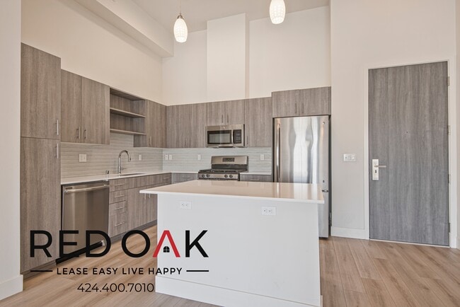 Photo - 1331 W 7th St Unit 716