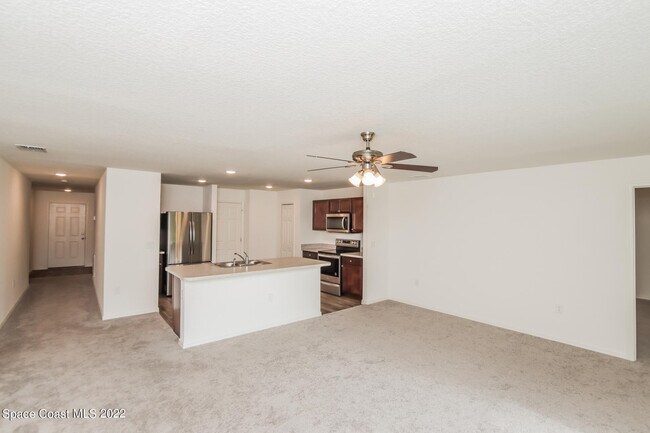 Photo - 3270 Hale Ave