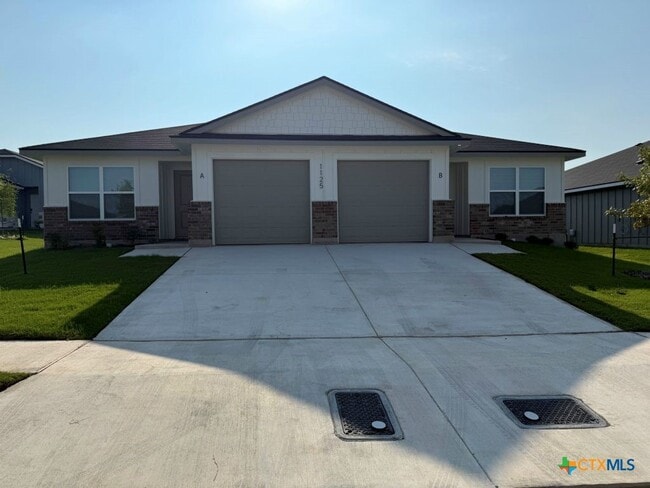 Building Photo - 1125 Lindsey Dr Rental