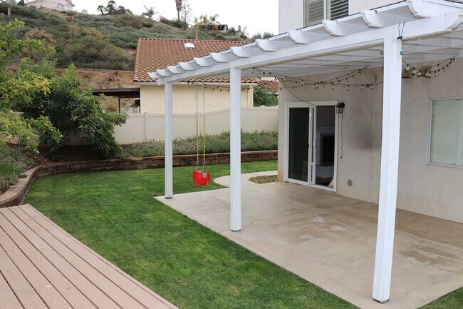 Photo - Spacious ALPINE 3 Bedroom 2.5 Bath 2 Story... Casa