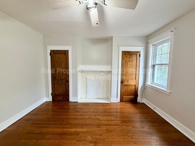 Photo - 5550 Wilkins Ave