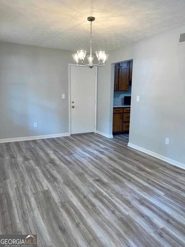 Photo - 5870 Sheldon Ct