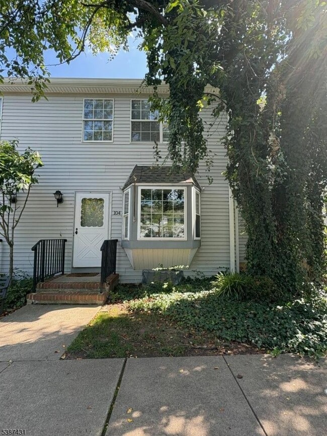 Building Photo - 104 Franklin Ct Rental