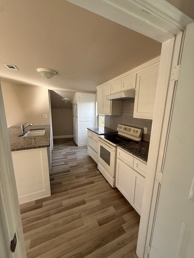 Photo - Purington5317 Unit 1