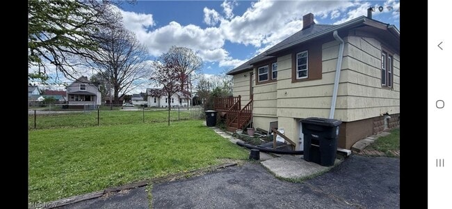 Photo - 1253 California Ave