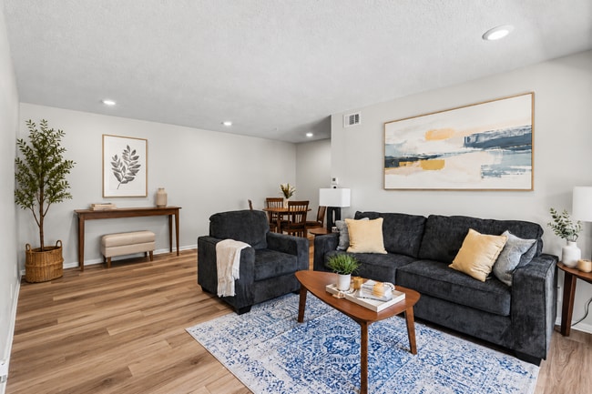 Photo - Heatherwood Apartments