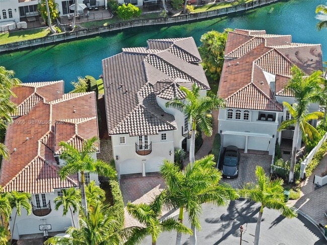 Photo - 20865 NE 31st Pl