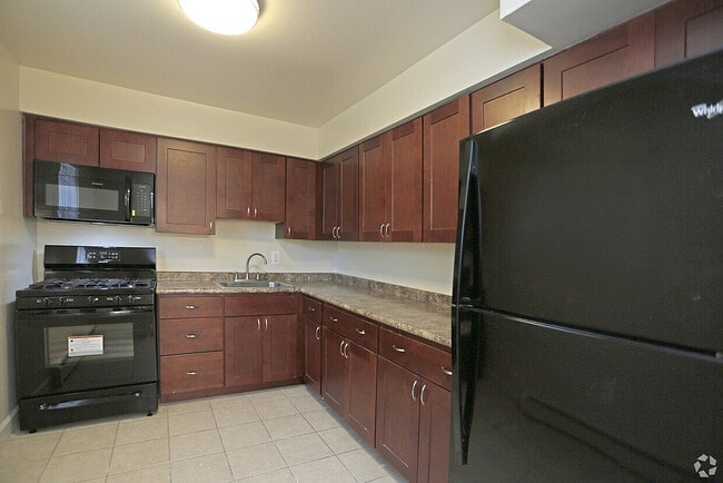 Kitchen - Napa Townhomes