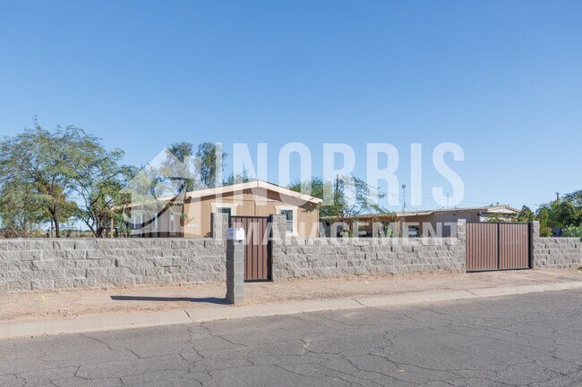 18320 W Carol Ave