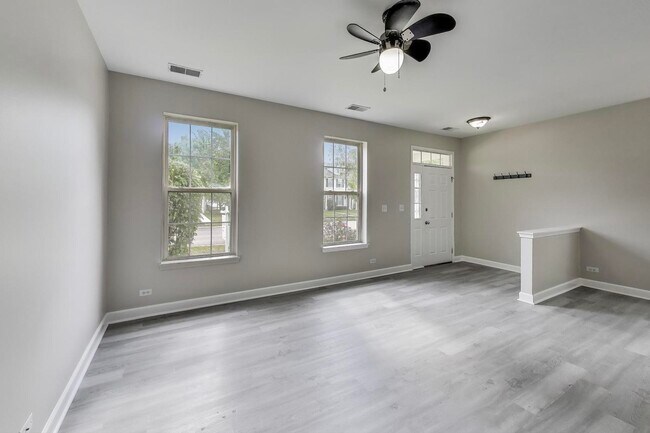 Photo - 2546 Capitol Ave Unit -