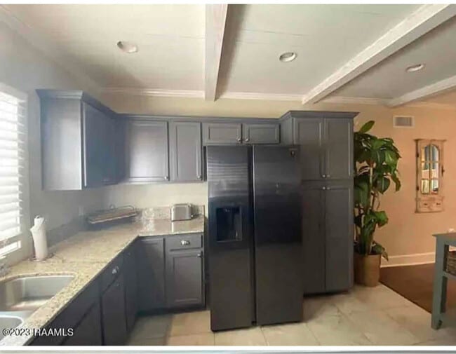 Photo - 404 N Landry Dr