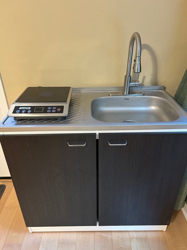 Photo - 435 Hubbard Gulch Rd