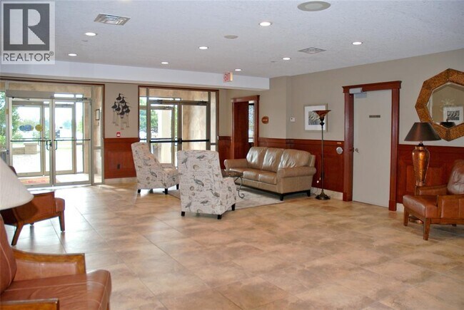 Photo - 350 Front St N Unité 1303