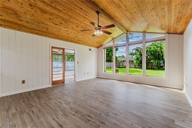 Photo - 1310 La Faunce Way