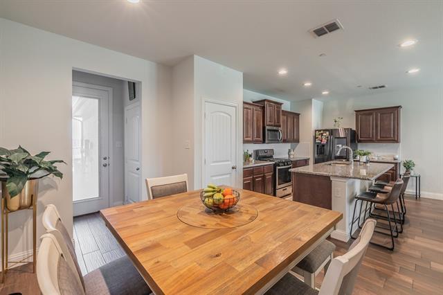 Photo - 5544 Crawford Dr