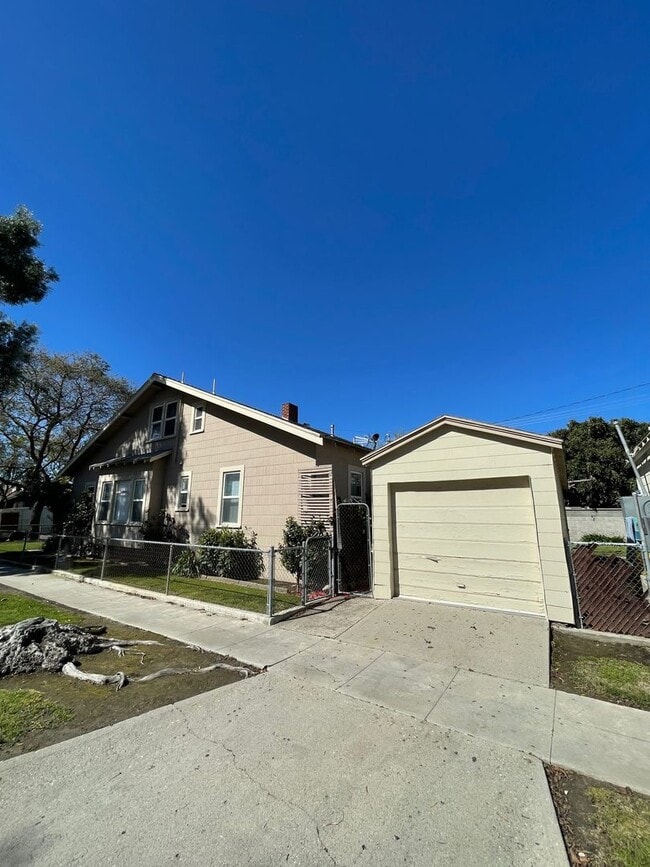 603 W. First Street