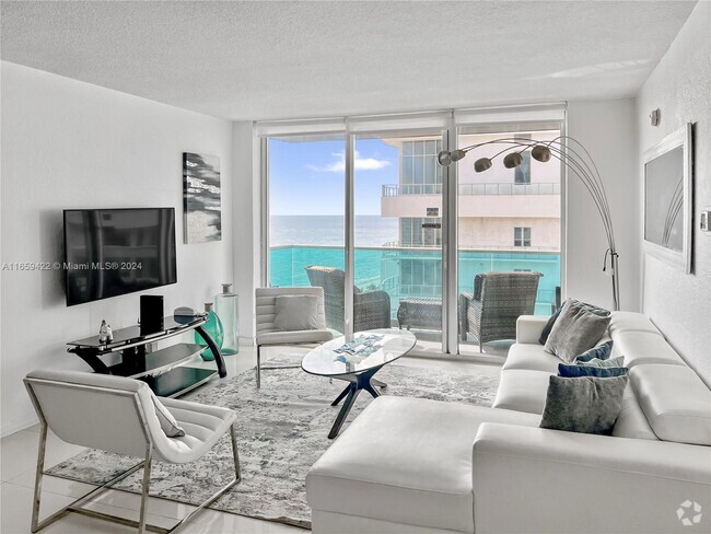 Building Photo - 4001S S Ocean Dr Unit 12N Rental