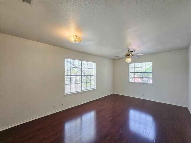 Photo - 1903 E 20th St Unit 301