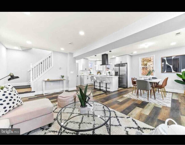 Photo - 156 Osborn Rd