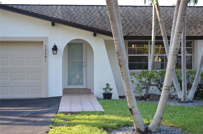 Building Photo - 13491 SW 99th Terrace