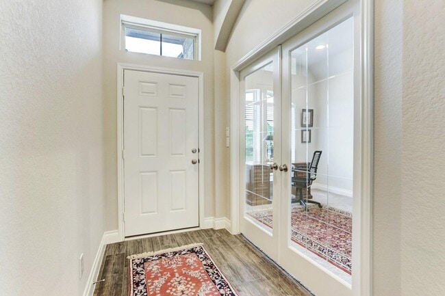 Photo - 8126 Silverspot Ln