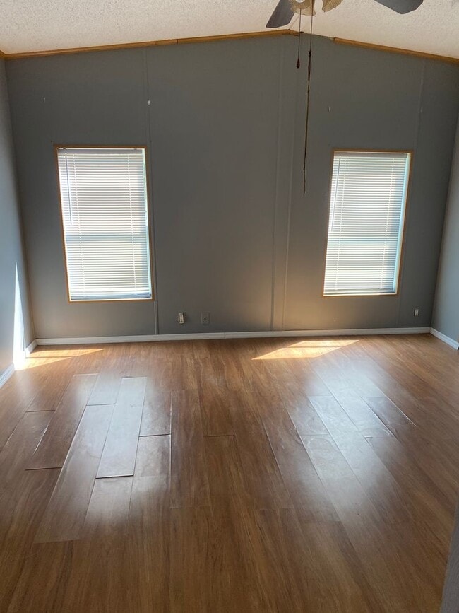 Photo - Whispering Oaks MHC, LLC Unit Lot5