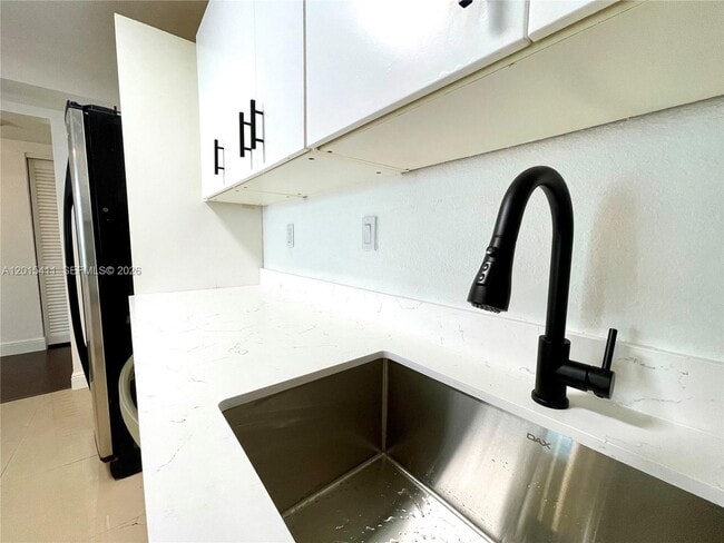 Photo - 19390 Collins Ave Unit 316