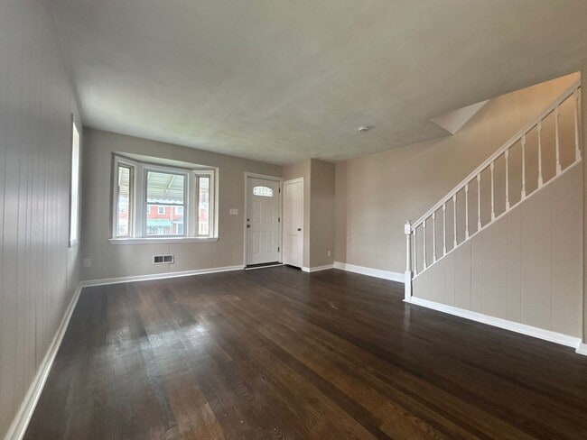 Photo - Stunning Three Bedroom Home In Essex