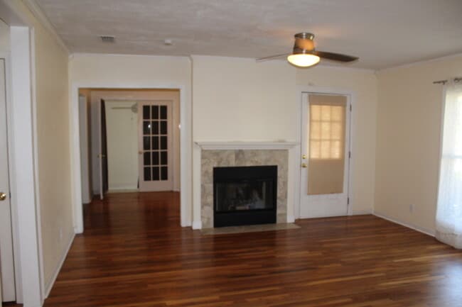 Photo - 2507 31st St