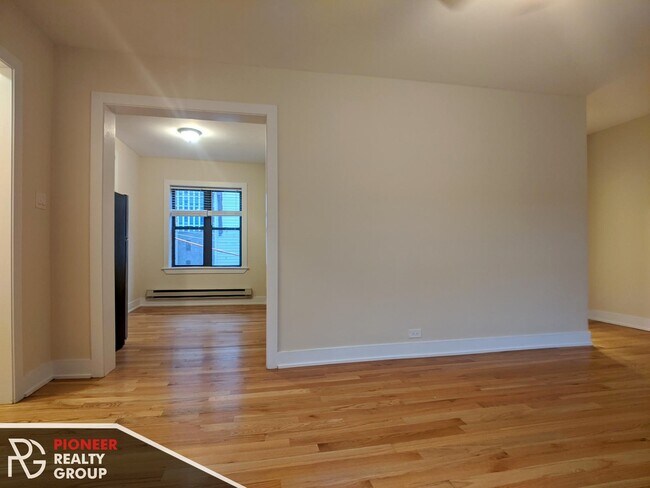 Photo - 3732 N Pine Grove Ave