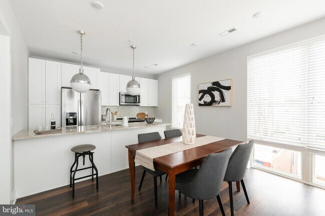 Photo - 45 W Haines St Unit 302