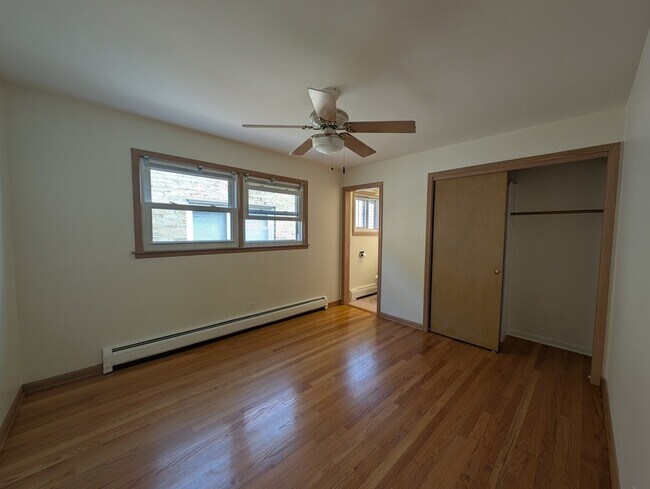 6537 N Natoma Ave Unidad 2