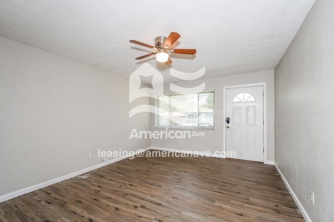 Photo - 5226 Vine Ave