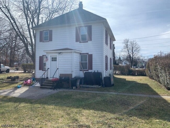 Photo - 3 Mt Pleasant Ave