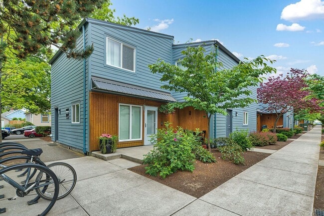 Plaza Townhomes