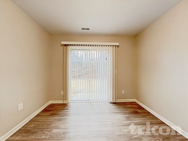 Photo - 7715 Hidden Creek Dr