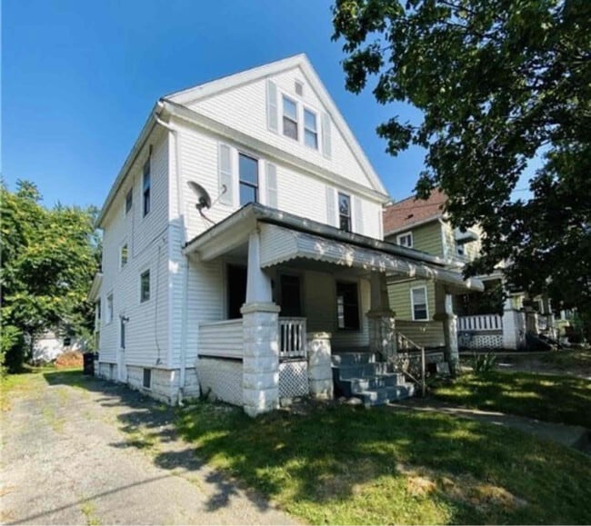 Photo - 849 Beardsley St