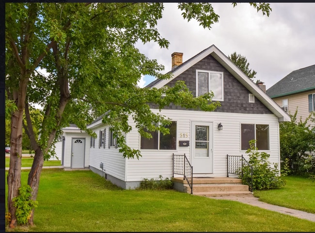 Front view on the north side. - 515 2nd St W