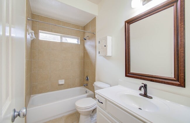 Photo - 14235 Englewood Park Ln