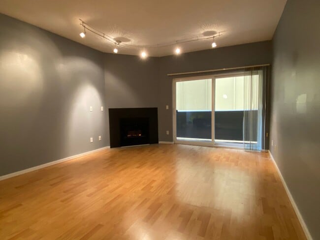 Photo - Spacious and turn key ready 2 bedroom apartment close to downtown. 2 parking spots and additional...